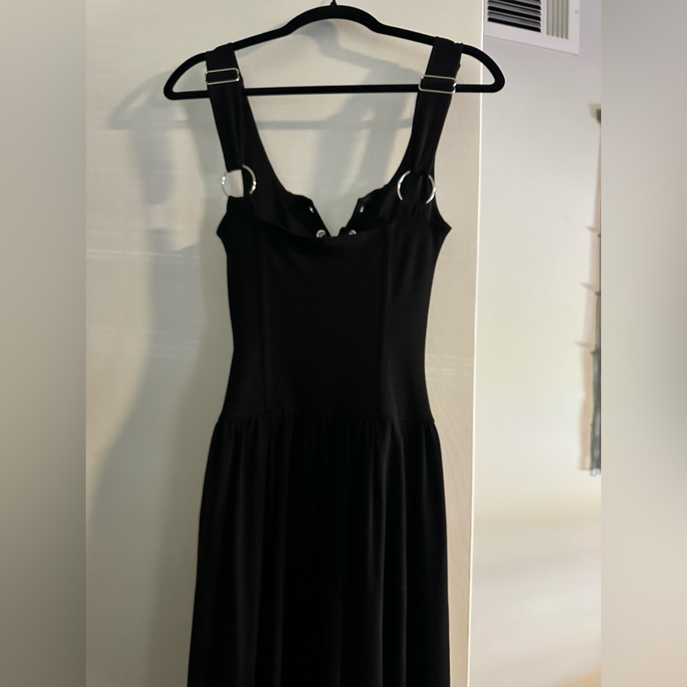 Dollhouse Midi Dress - Picture 6 of 7